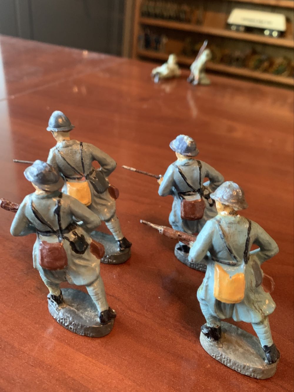 Elastolin French Advancing Rifle - Elastolin (French) action figure collectible - Main Image 2