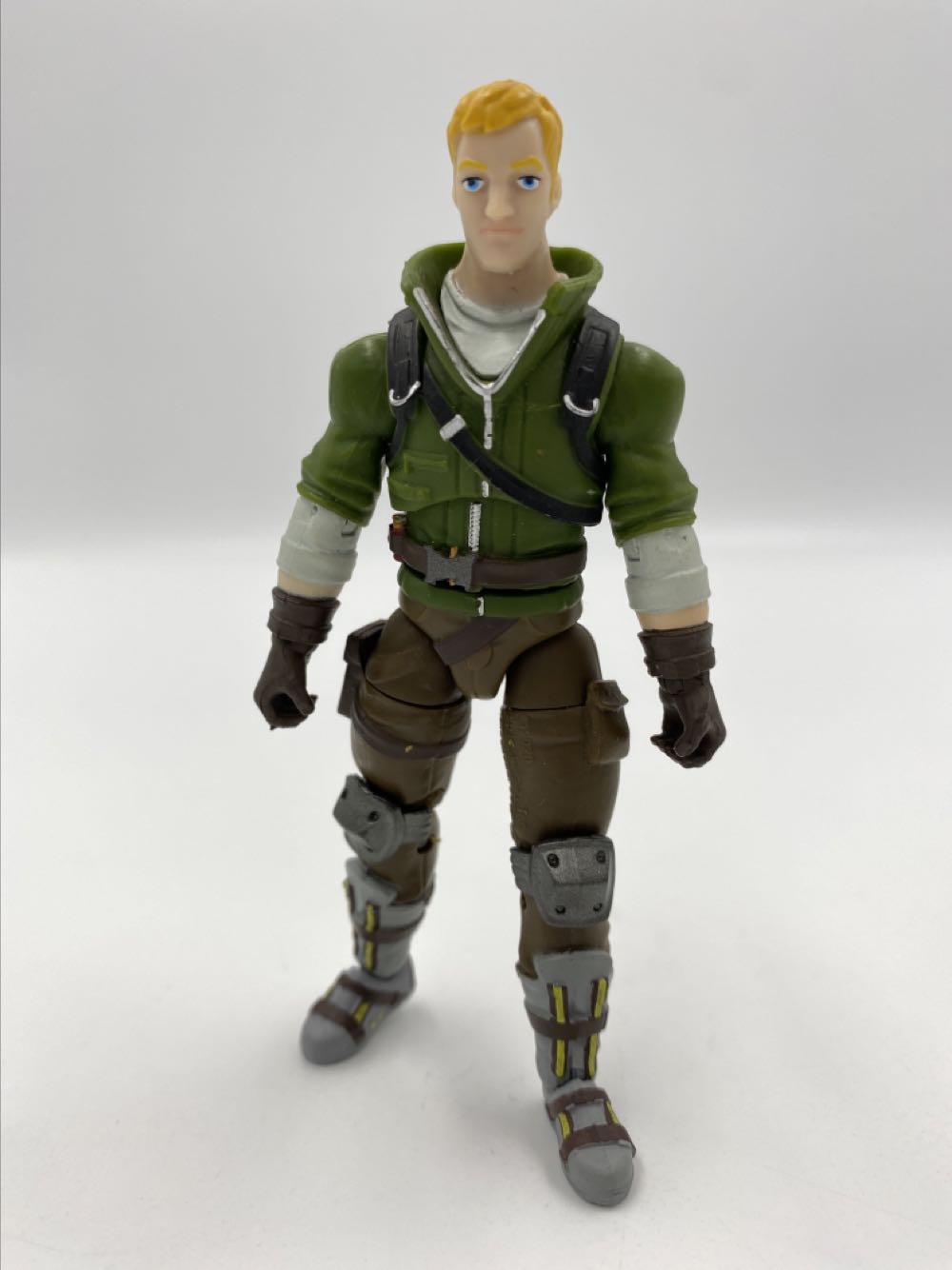 Fortnite: Jonesy (Recruit) - Jazwares (Vehicles) action figure collectible - Main Image 2