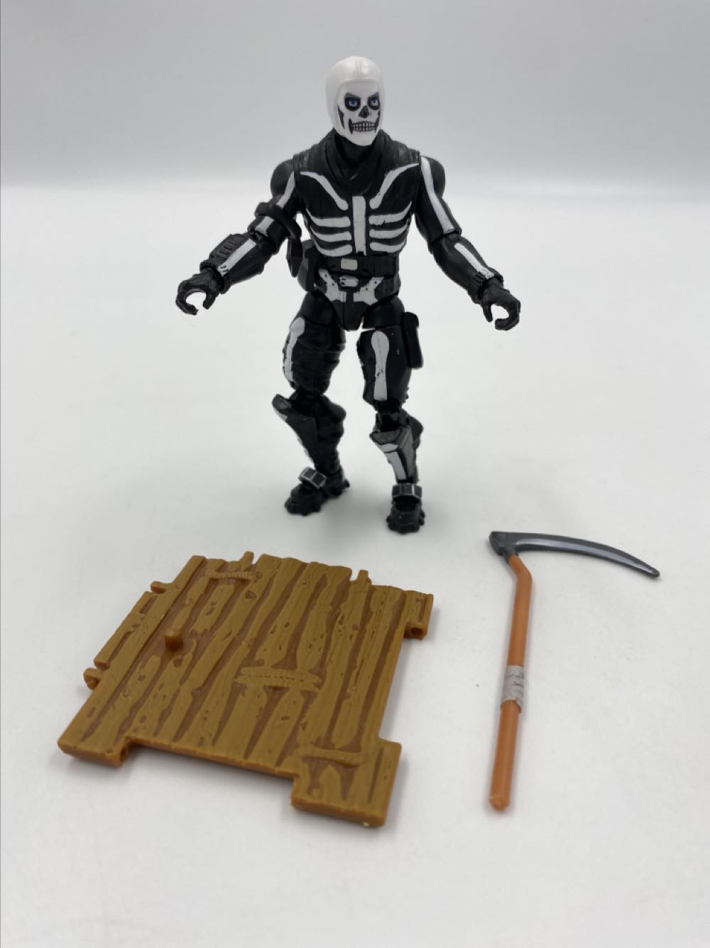 Fortnite: Skull Trooper - Jazwares (Solo Mode) action figure collectible - Main Image 2