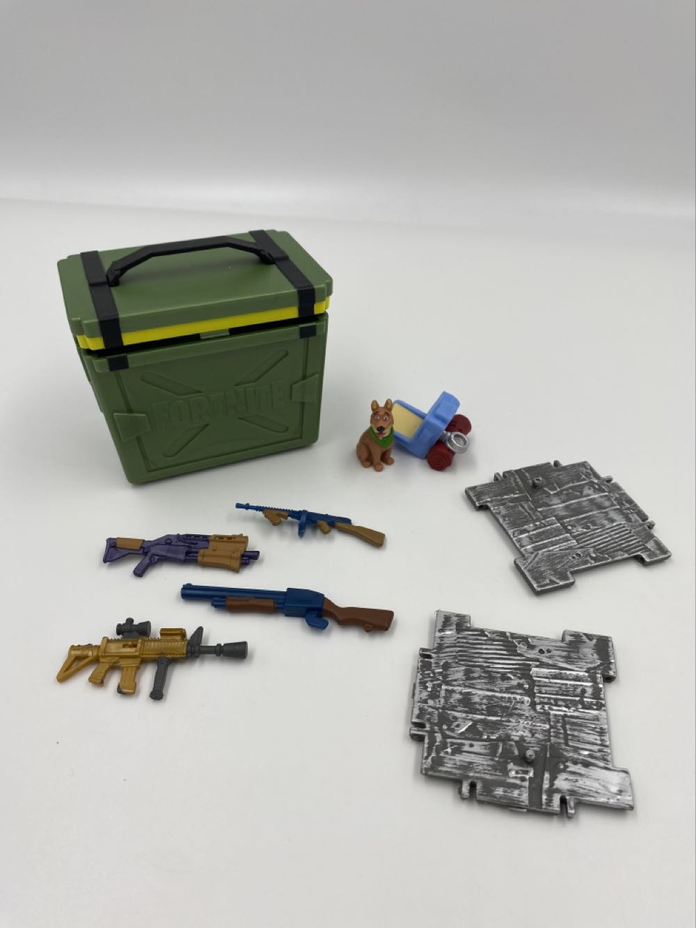 Fortnite: Loot Battle Box - Jazwares (Loot & Supplies) action figure collectible - Main Image 2