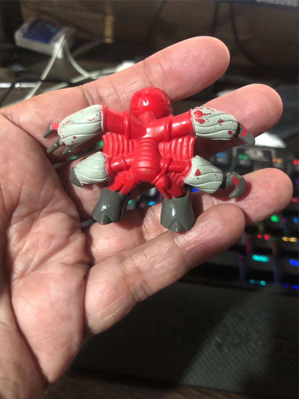 Aracno El Cruel - Gormiti (Rojo) action figure collectible - Main Image 3