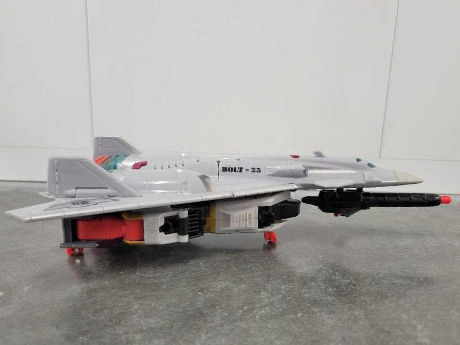 Silverbolt 4th Jet Mode - Hasbro (Universe 2.0) action figure collectible - Main Image 3