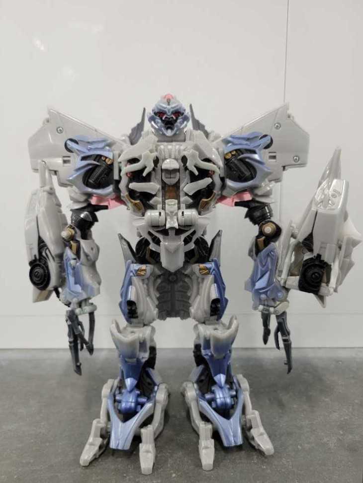 Megatron Leader 3rd Robot Mode - Hasbro (Movie) action figure collectible - Main Image 2
