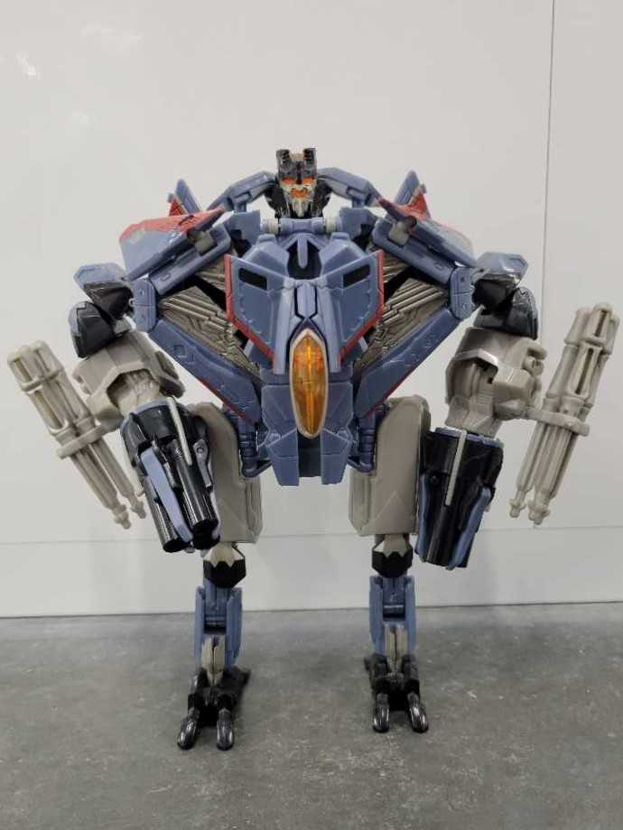 Thundercracker 2nd Robot Mode - Hasbro (Movie) action figure collectible - Main Image 2