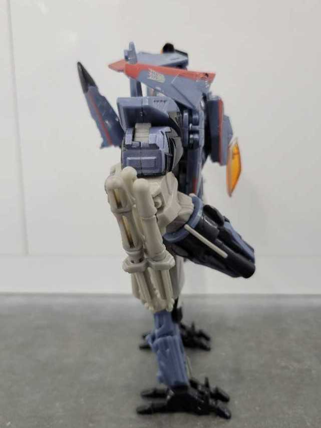Thundercracker 2nd Robot Mode - Hasbro (Movie) action figure collectible - Main Image 3