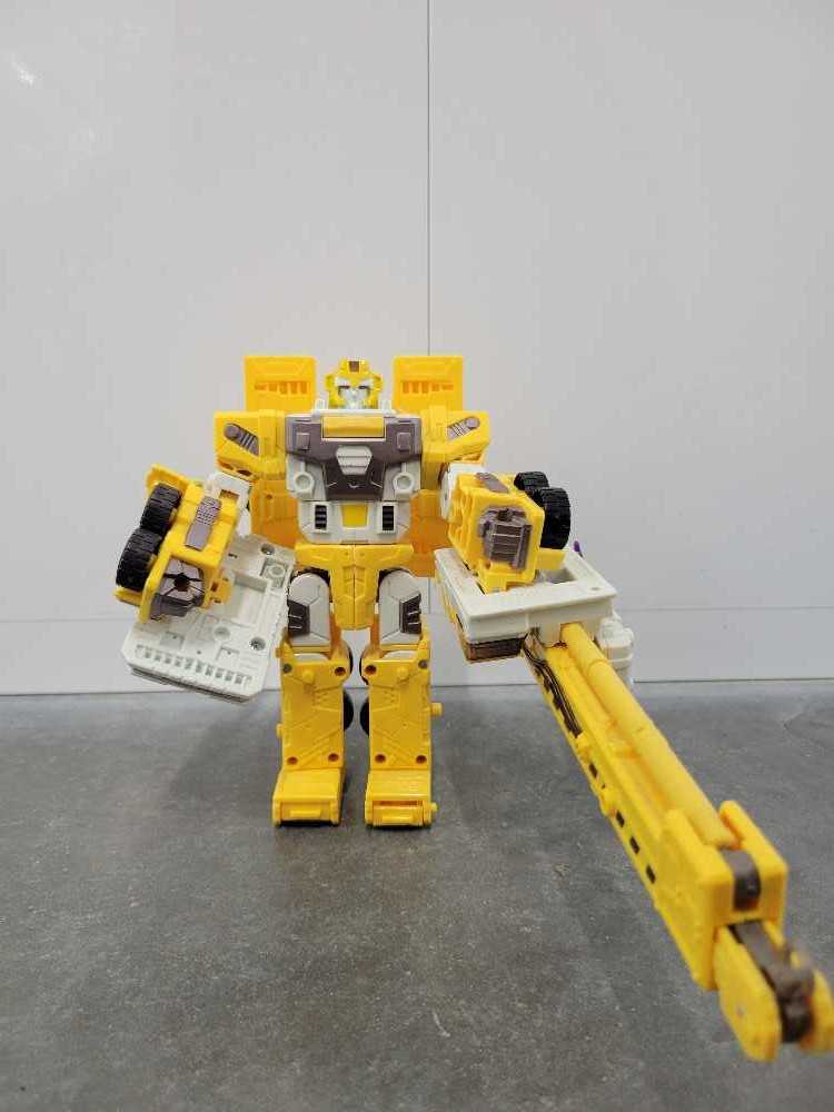 Mudflap Toys"R"Us  - Hasbro (Movie) action figure collectible - Main Image 2