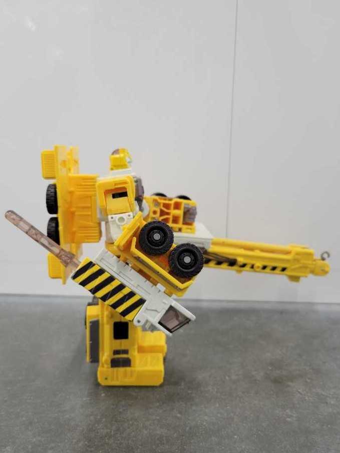 Mudflap Toys"R"Us  - Hasbro (Movie) action figure collectible - Main Image 3