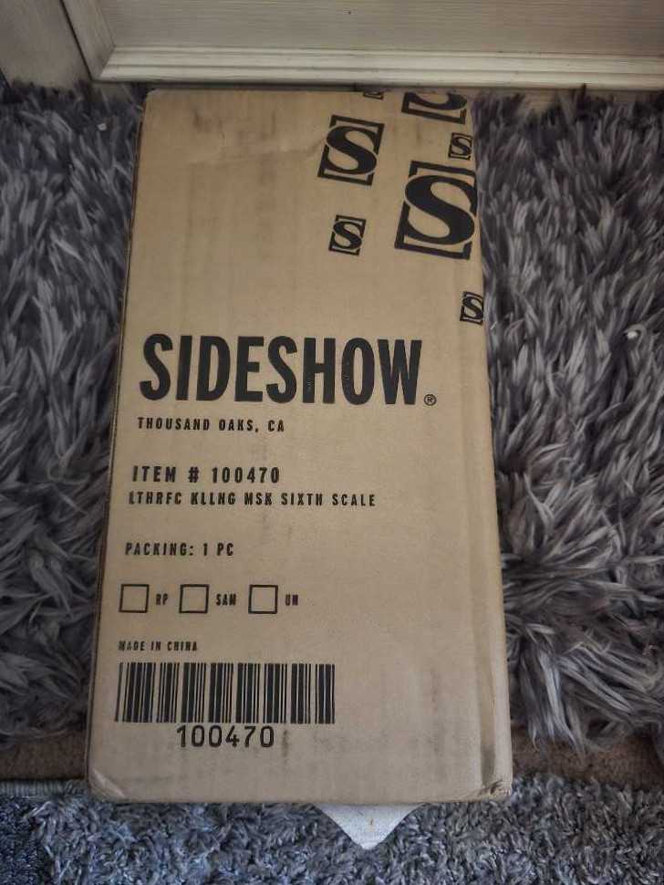 Leatherface-Killing Mask-Sideshow Collectibles - Sideshow Collectibles action figure collectible [Barcode 747720263765] - Main Image 4