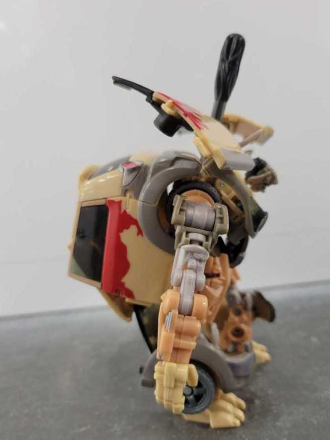 Mudflap VS Starscream Starscream’s Assault - Hasbro (Hunt For The Decepticons) action figure collectible - Main Image 3