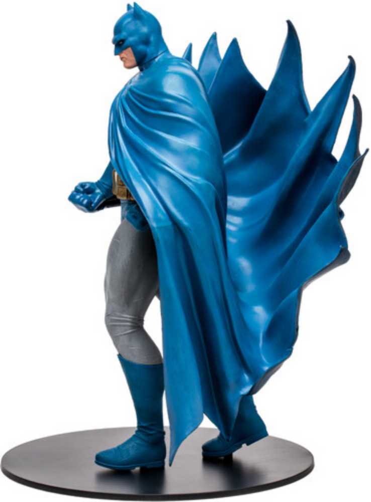 Mcfarlane Toys DC Multiverse Batman Hush Statue  - McFarlane Toys (DC Comics) action figure collectible - Main Image 4