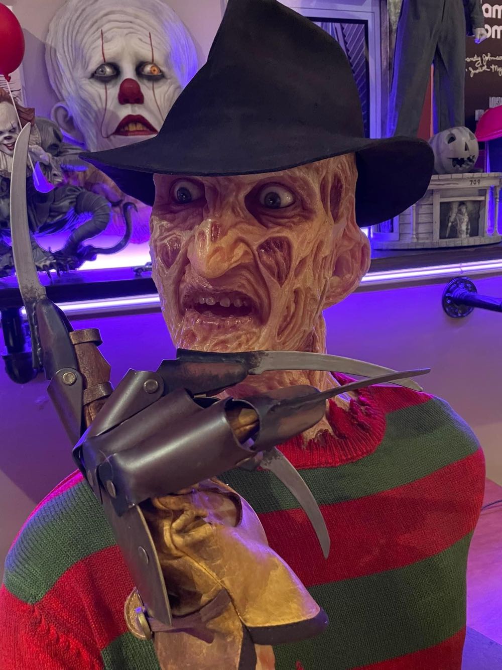 Bust: 1:1 ECC: A Nightmare On Elm Street 3 Dream Warriors Freddy - Elite Creature Collectables (A Nightmare On Elm Street 3: Dream Warriors) action figure collectible - Main Image 2