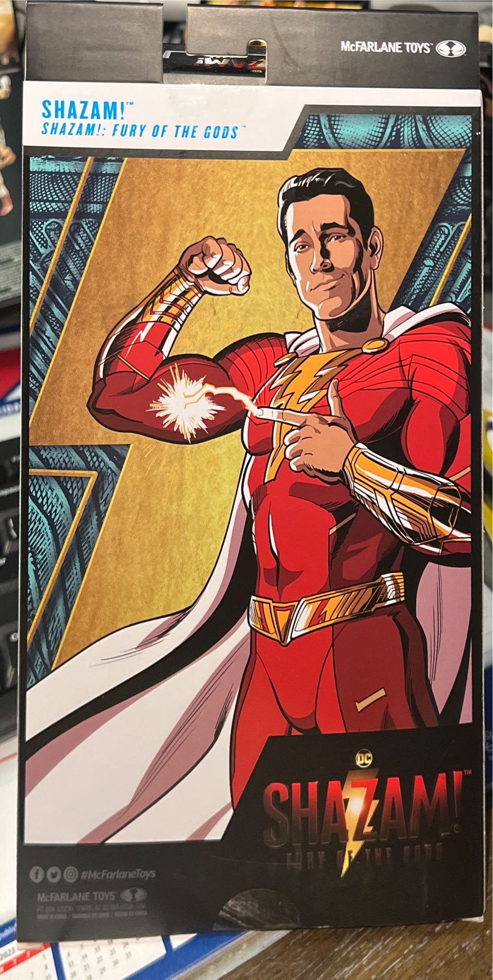 Shazam - McFarlane Toys / DC Multiverse (DC) action figure collectible - Main Image 2
