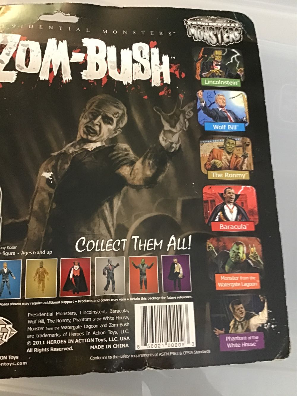 Presidential Monsters Zom-Bush  action figure collectible [Barcode 856021002093] - Main Image 2