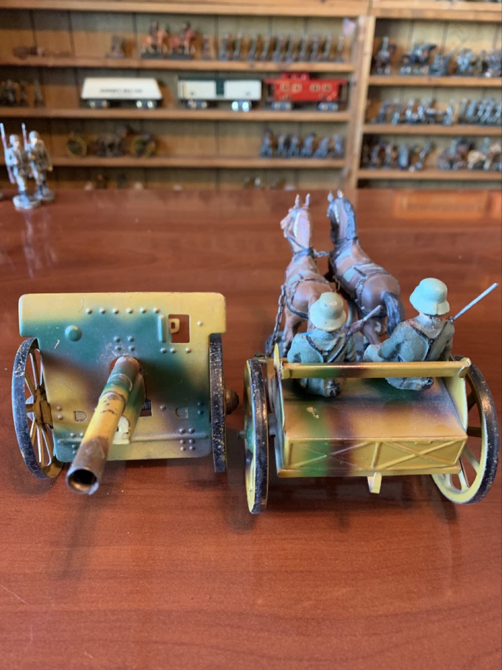 Lineol Wagon and Artillery - Lineol (German) action figure collectible - Main Image 4