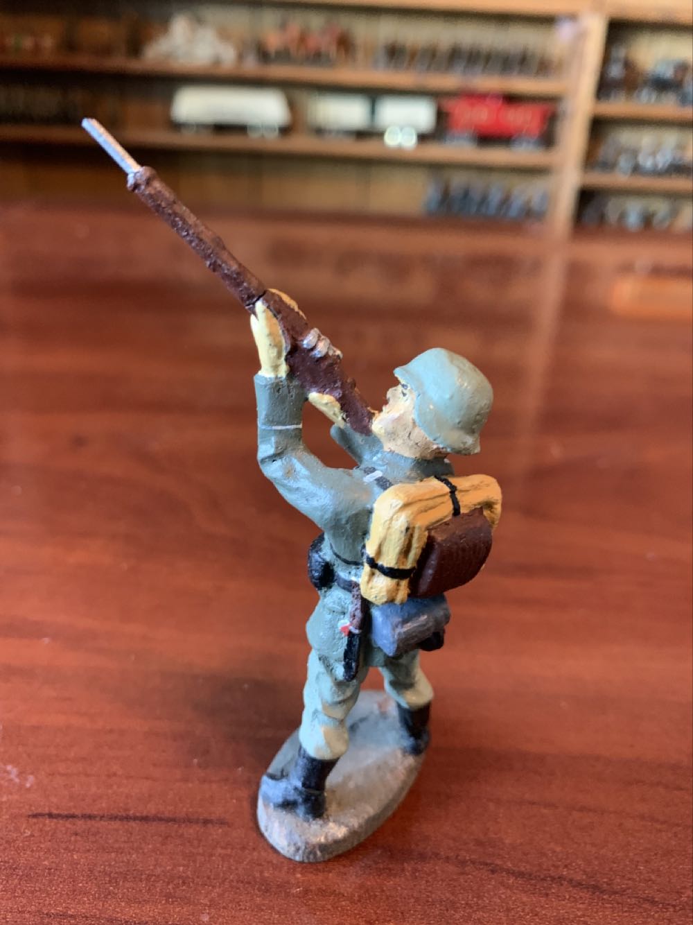 Elastolin German Firing Up - Elastolin (German) action figure collectible - Main Image 2