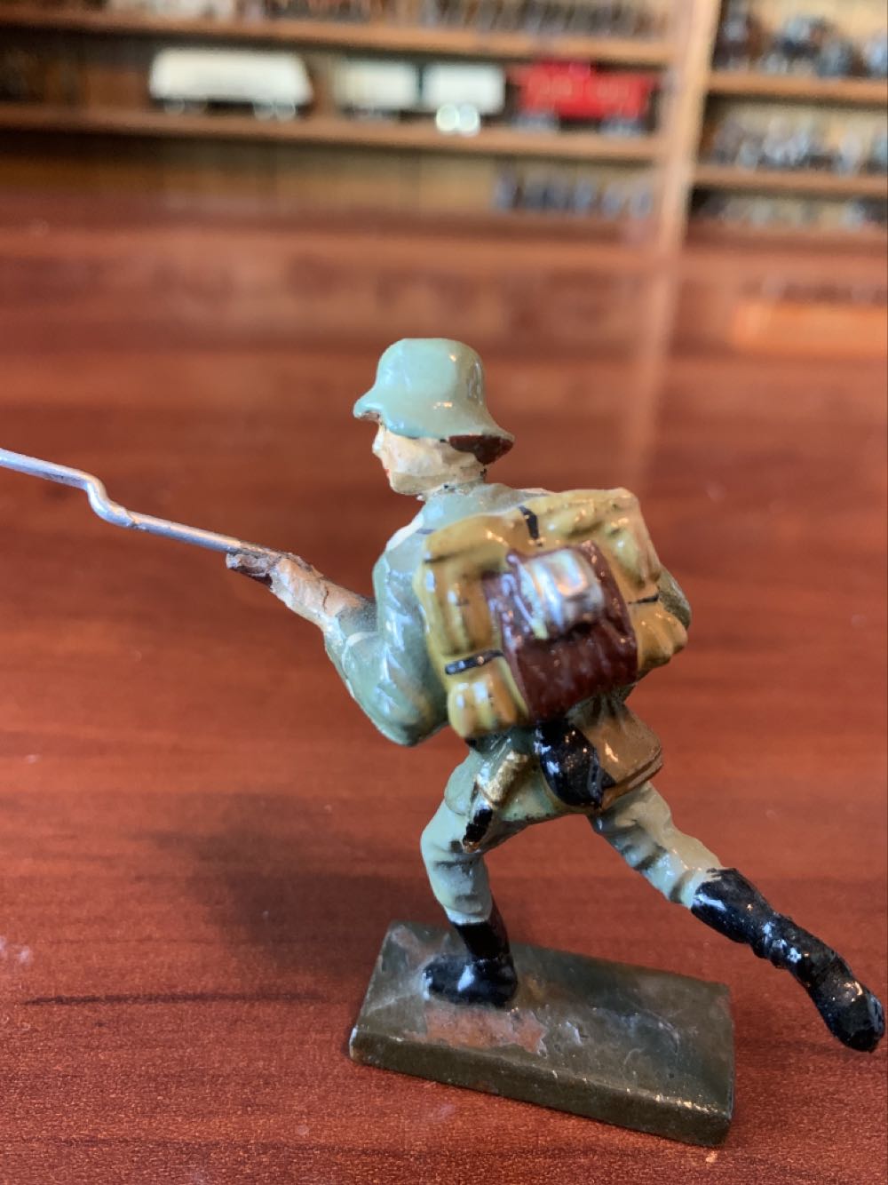 Lineol German Charging Rifle - Lineol (German) action figure collectible - Main Image 2