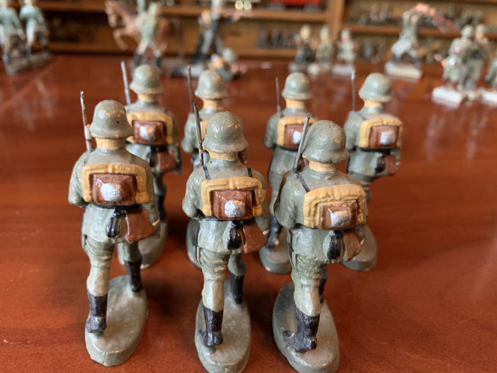 Unmarked Marching Set 7 - Unmarked (German) action figure collectible - Main Image 2