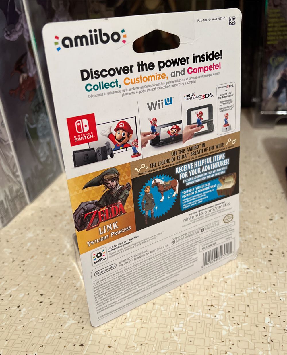 Amiibo: The Legend of Zelda: Twilight Princess: Link - Nintendo (The Legend of Zelda: Twilight Princess) action figure collectible [Barcode 045496893101] - Main Image 3