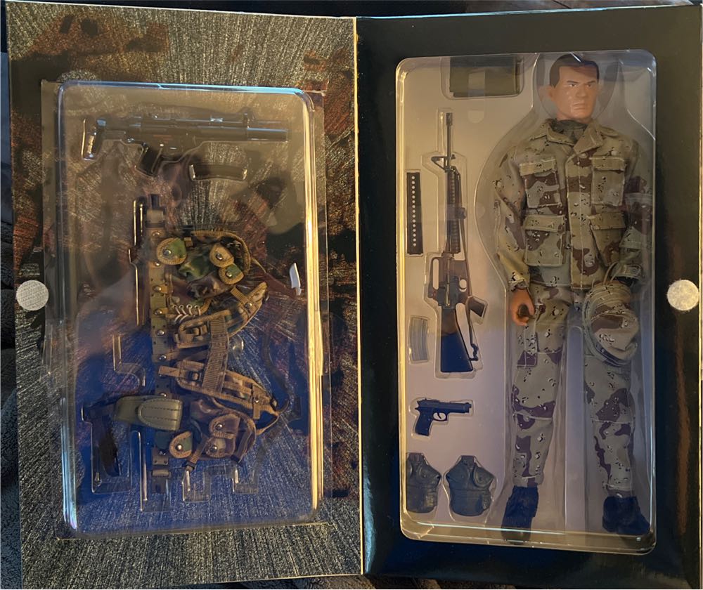 Dragon Action Figure Doll Gulf War Kuwait City Us Army Special Ops Brian 70058 - Dragon Models Ltd. (New Generation) action figure collectible [Barcode 089195700582] - Main Image 3