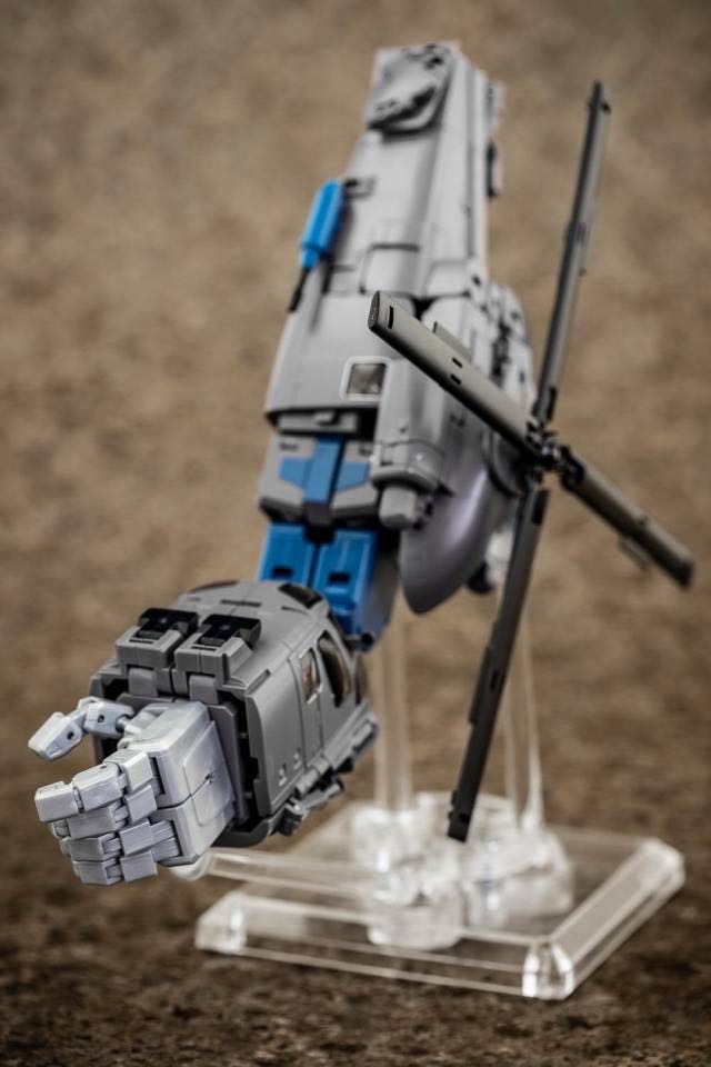 Vortex PS-13 (Impetus) - MMC Ocular Max (Transformers G1) action figure collectible - Main Image 4