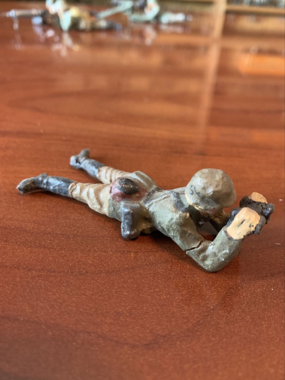 Elastolin German Laying Binoculars - Elastolin (German) action figure collectible - Main Image 2