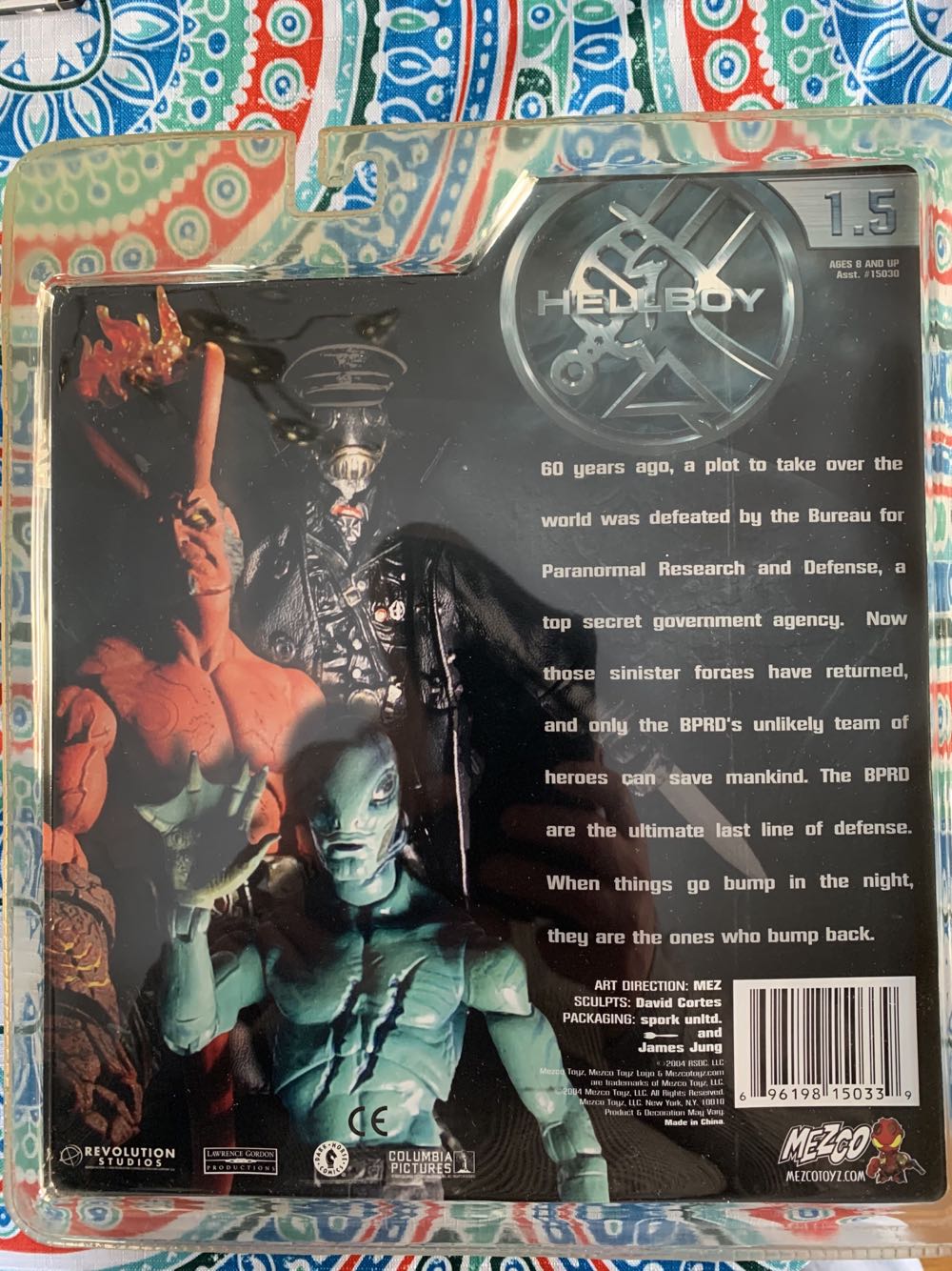 Hellboy Abe Sapien - Mezco Toys (Comic Book Hero) action figure collectible [Barcode 696198150339] - Main Image 2
