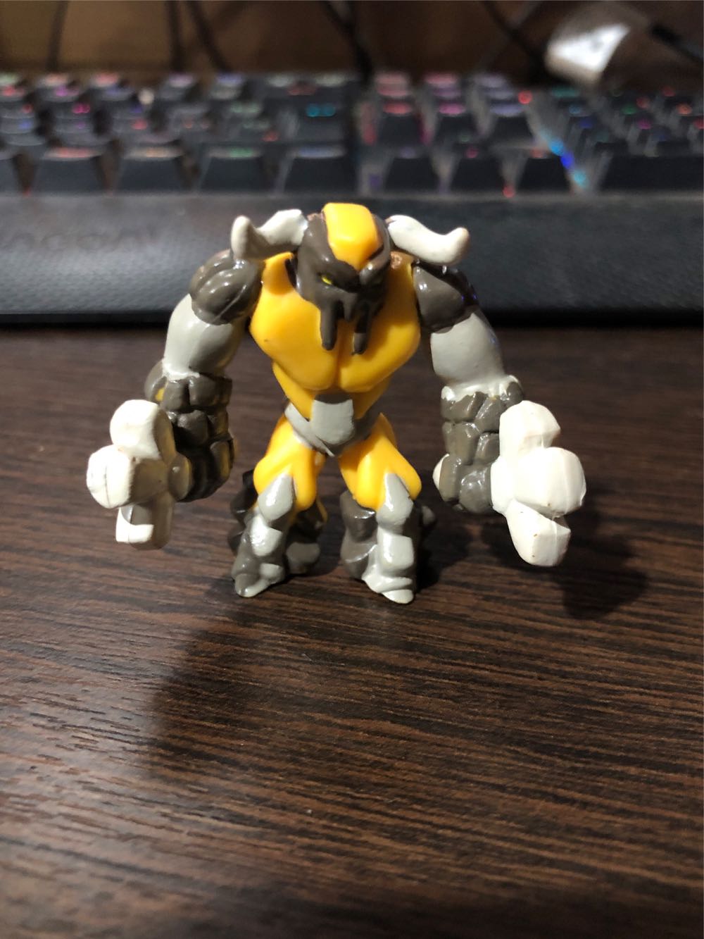 Mezco One:12 Collective Iron Man New And Sealed!