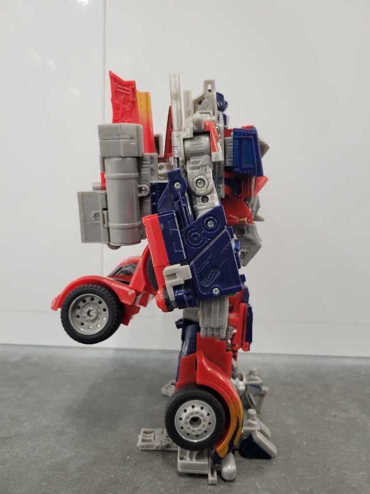 Optimus Prime Leader 7th Robot Mode Project Missing - Hasbro (Movie) action figure collectible - Main Image 3