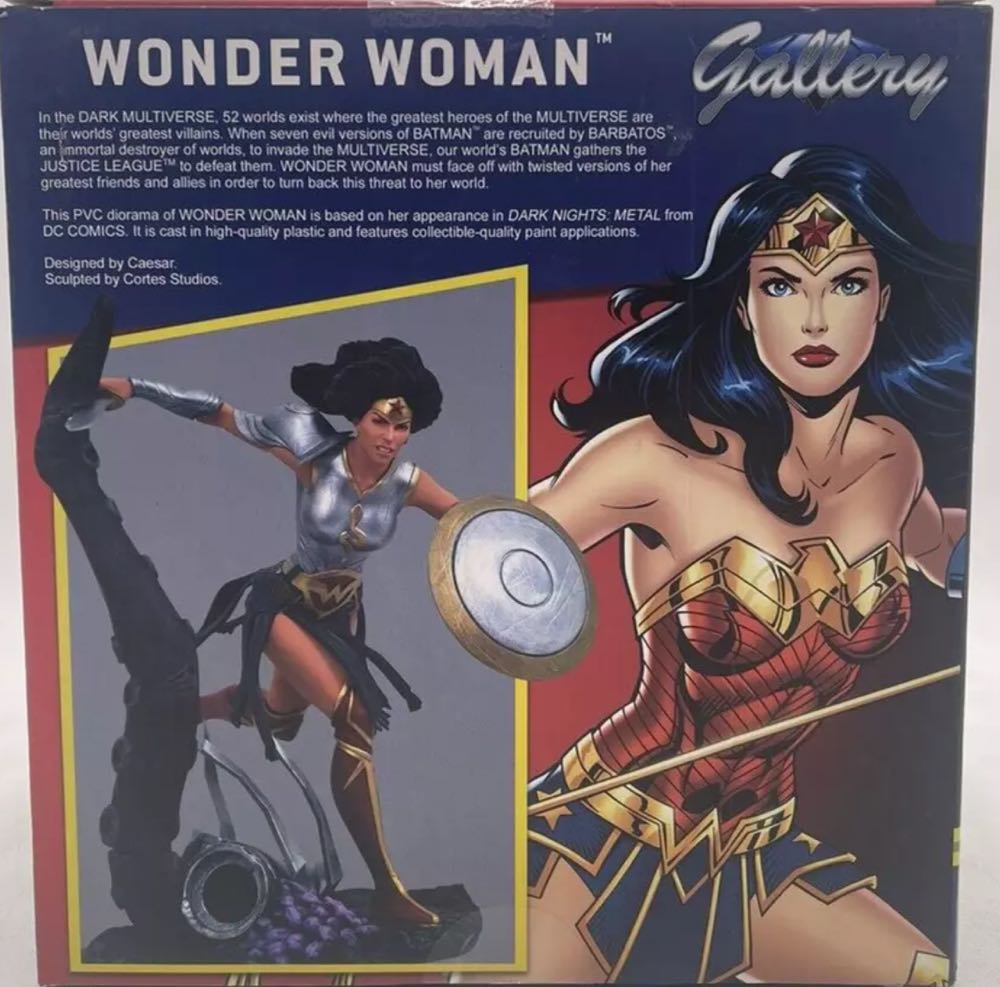 Wonder Woman -Metal DC Gallery - Diamond (DC Gallery) action figure collectible [Barcode 699788832738] - Main Image 4