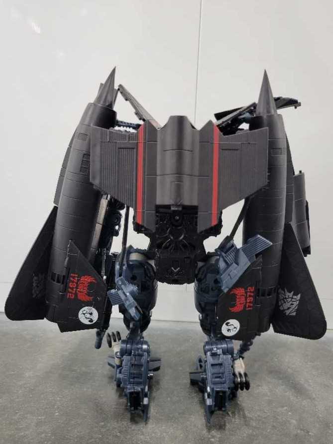Jetfire Jet Fire 3rd Robot Mode - Hasbro (Revenge Of The Fallen) action figure collectible - Main Image 4