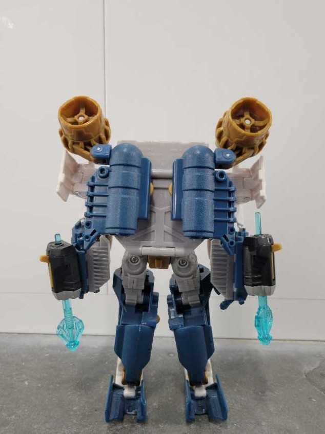 Seaspray - Hasbro (Hunt For The Decepticons) action figure collectible - Main Image 4