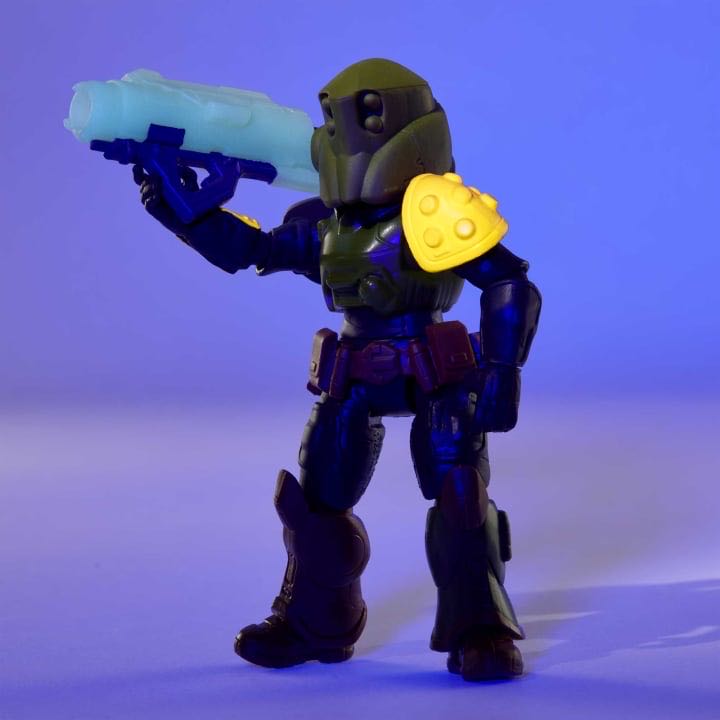 Lightyear 5” Glow: JR. ZAP PATROL DARBY STEEL - Mattel (Disney•Pixar) action figure collectible [Barcode 194735069347] - Main Image 2