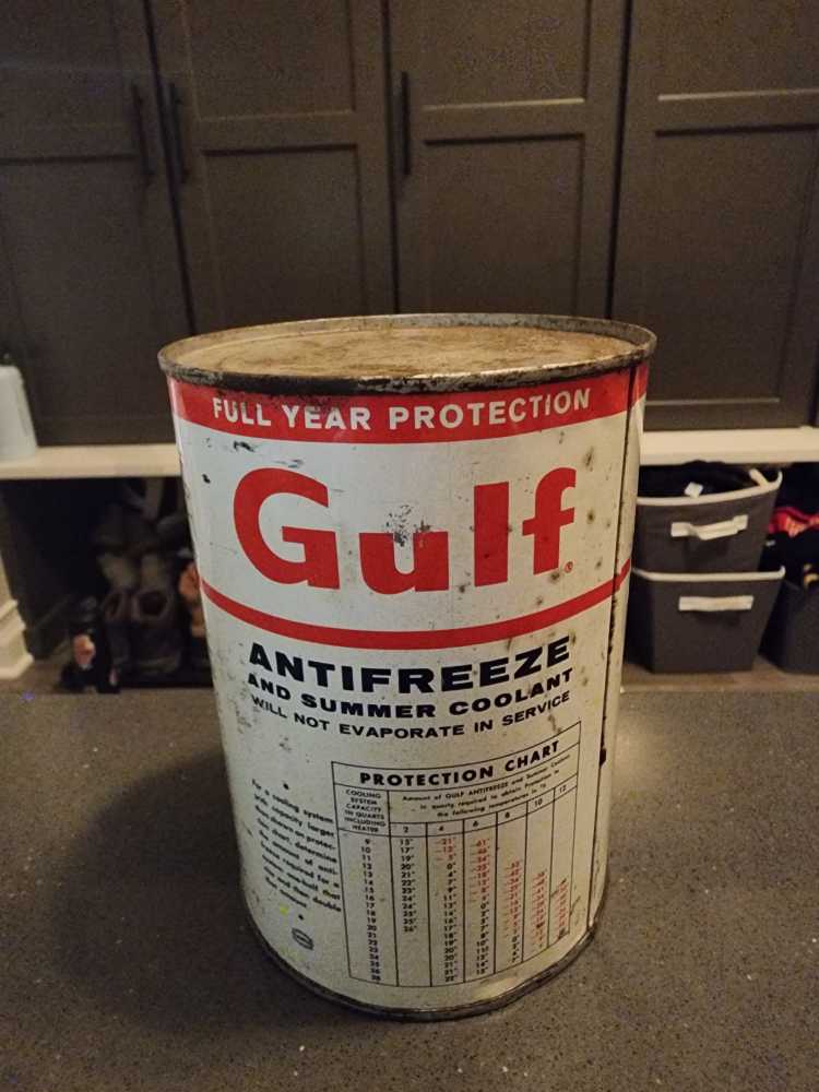 Gulf Antifreeze (Full Can) (182)  action figure collectible - Main Image 3
