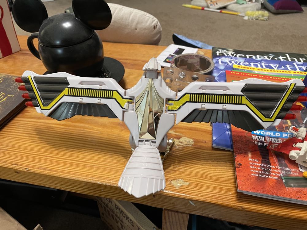 MMPR Falconzord - Ban Dai action figure collectible - Main Image 3