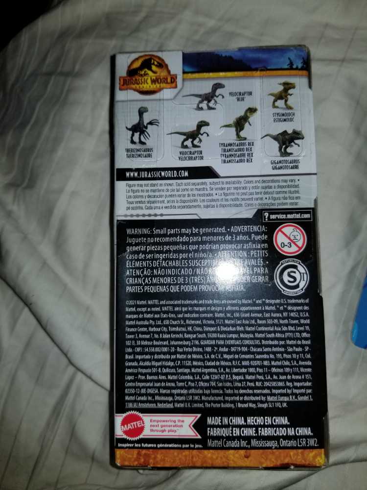 Jurassic World  action figure collectible [Barcode 194735038626] - Main Image 2