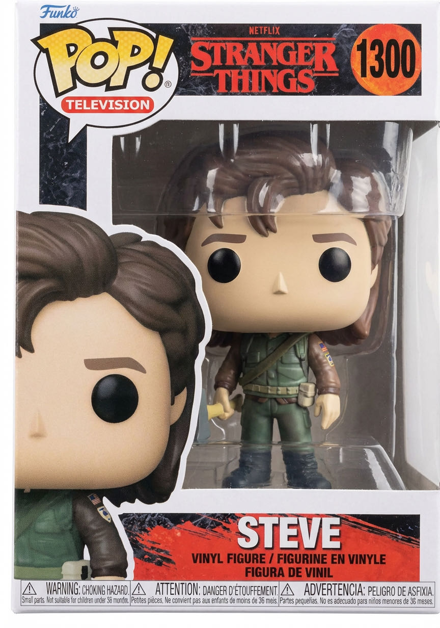 Stranger Things - 1300 Hunter Steve  action figure collectible [Barcode 889698656368] - Main Image 2