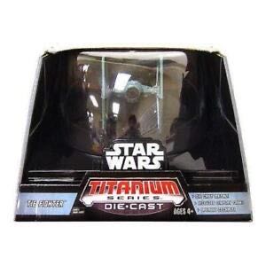 Nfl Football Re Plays & Series 15 Mcfarlane Vince Young Figures. Used