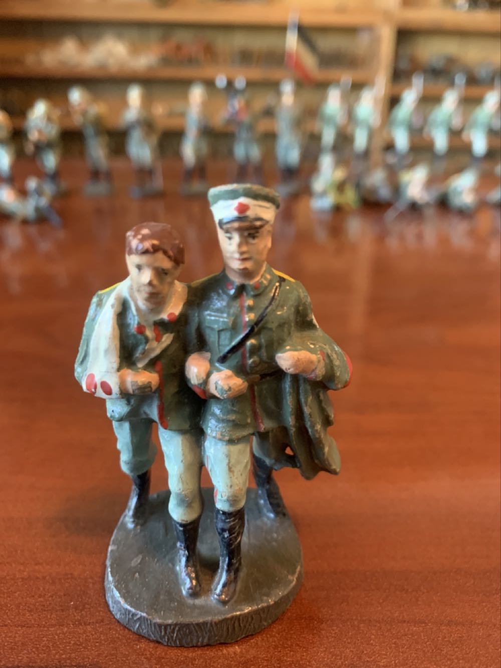 Elastolin German Wounded Walking - Elastolin (German) action figure collectible - Main Image 1