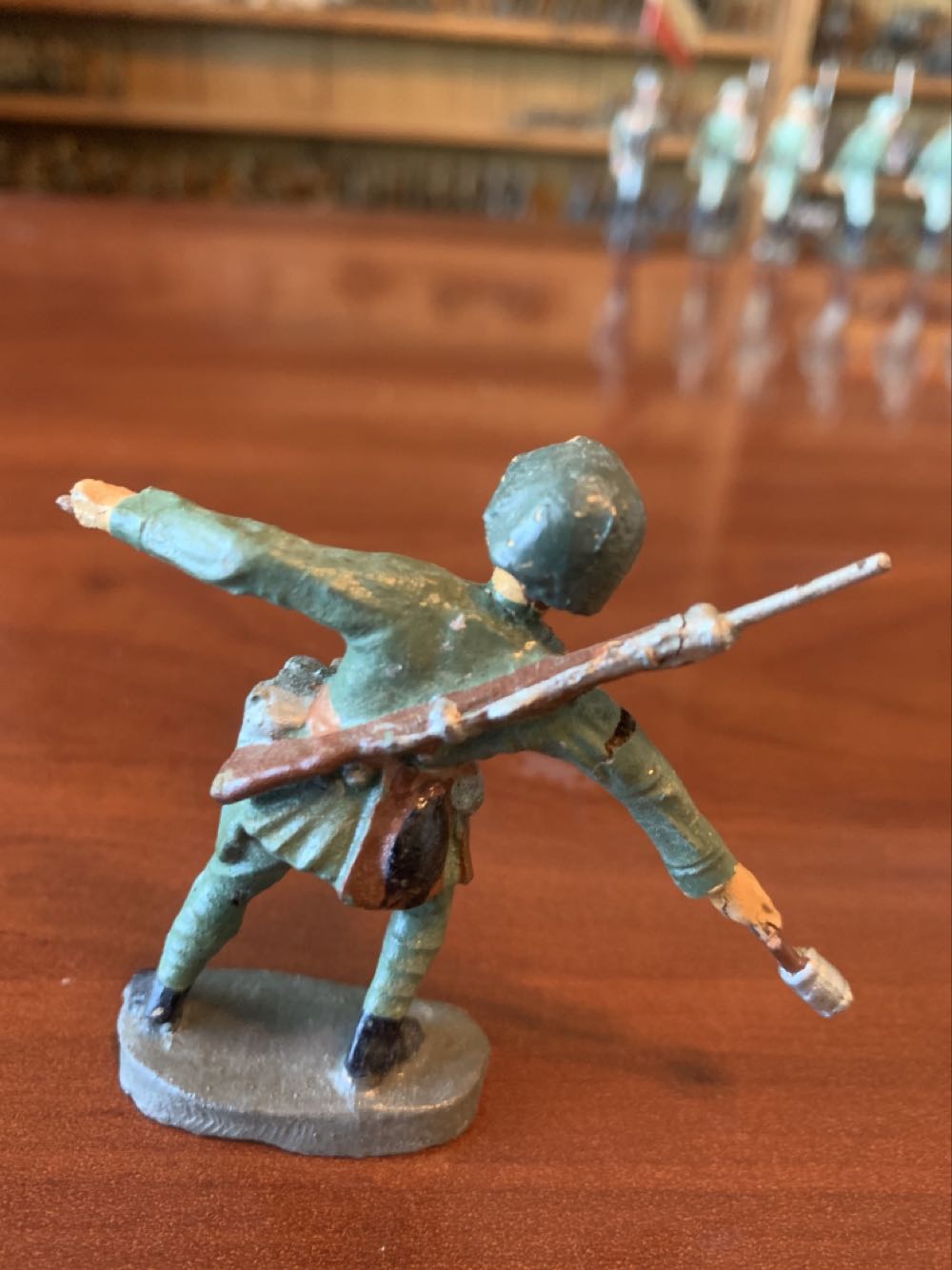 Elastolin Army? Throwing Grenade - Elastolin action figure collectible - Main Image 2