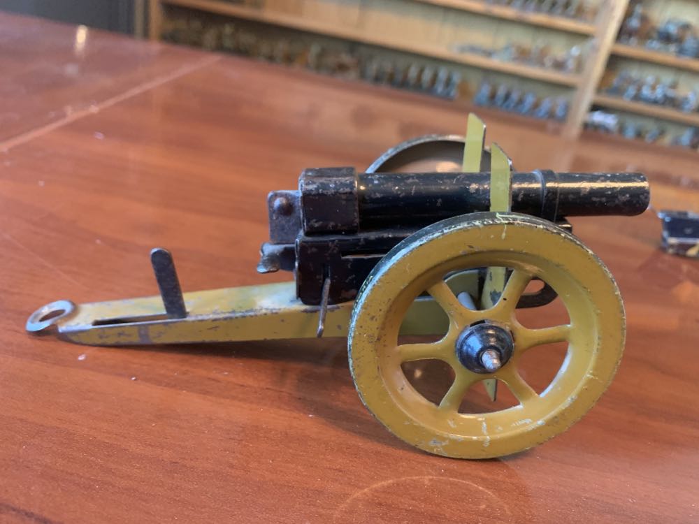 Unmarked Artillery - Unmarked action figure collectible - Main Image 2