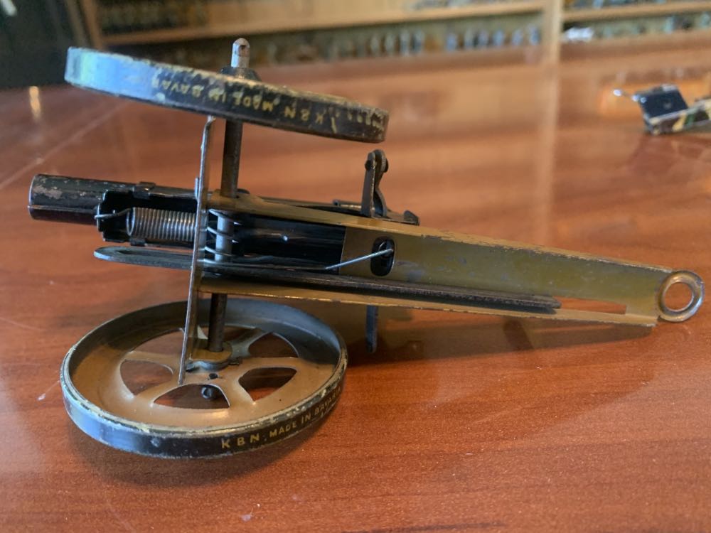 Unmarked Artillery - Unmarked action figure collectible - Main Image 4