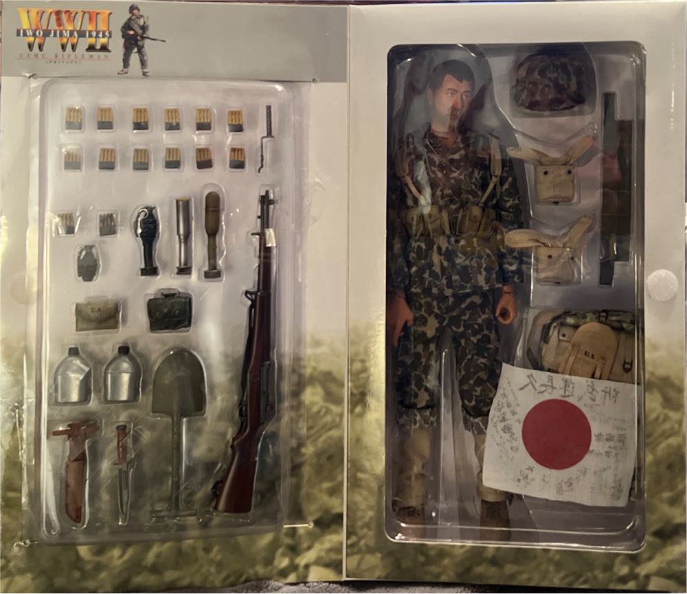 New Generation WWII  Usmc Rifleman ’Zeke’ Iwo Jima 1 6 Scale Action Figure - Dragon Models Ltd. (IWO Jima 1945) action figure collectible [Barcode 089195701978] - Main Image 3