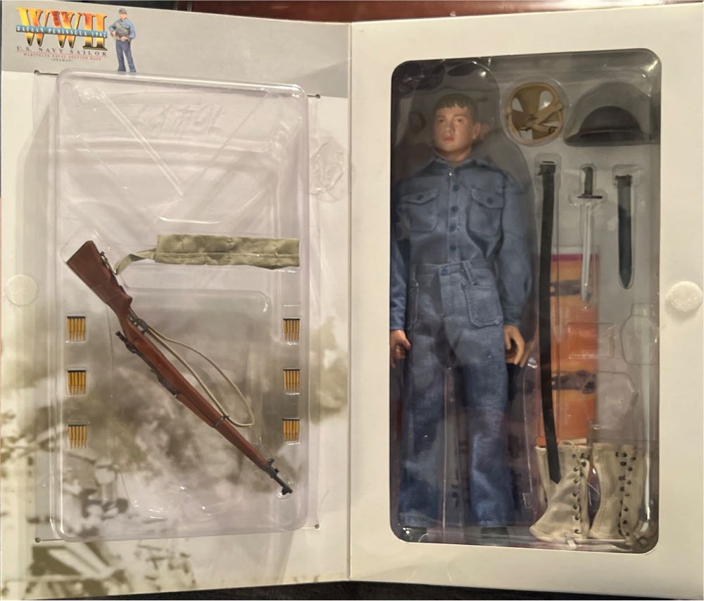 New Generation WWII Bataan Peninsula 1942 U.s. Navy Sailor - Dragon Models Ltd. (Bataan Peninsula 1942) action figure collectible [Barcode 089195704870] - Main Image 3
