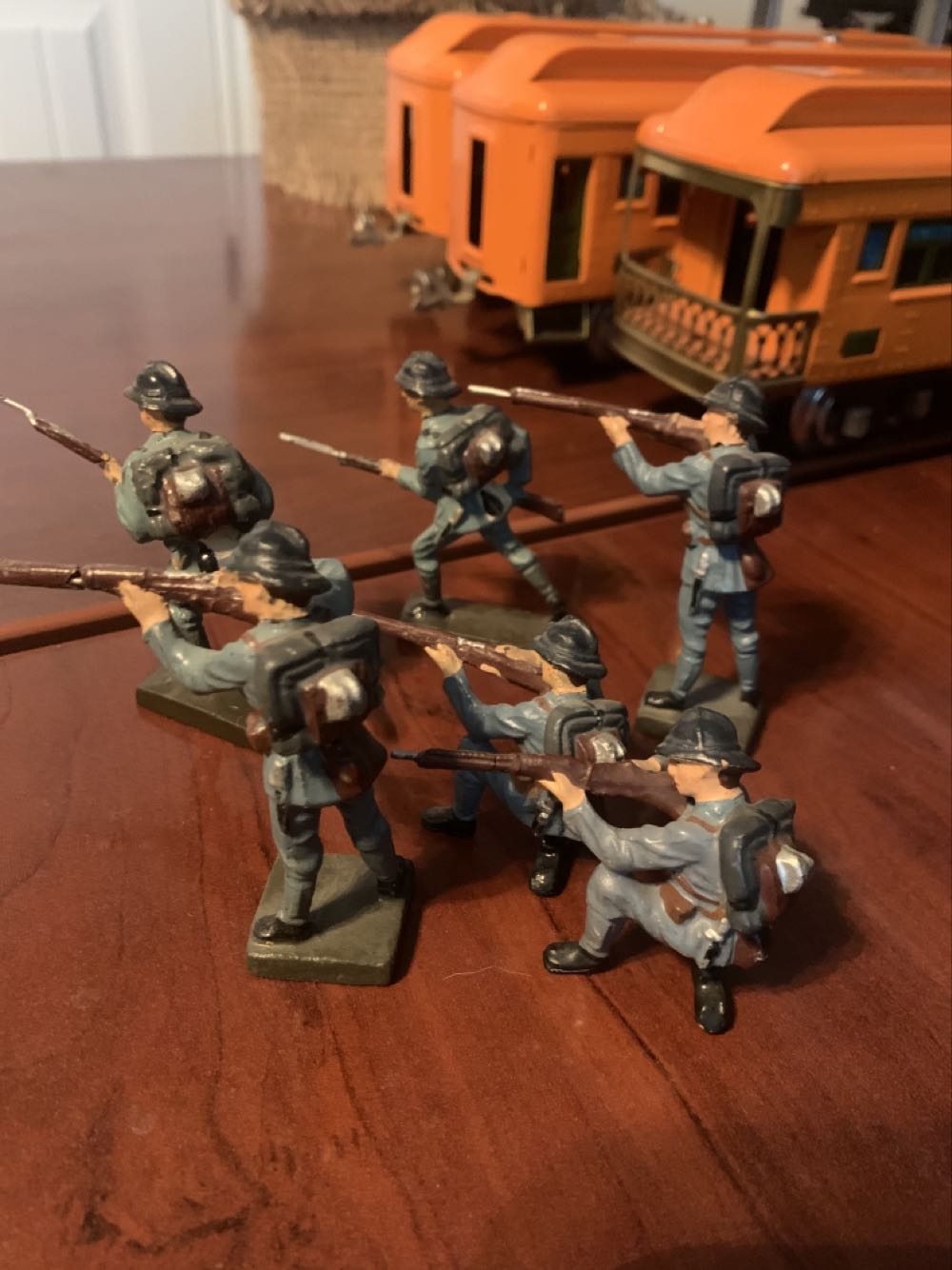 Lineol French Attacking (6) - Lineol (French) action figure collectible - Main Image 2