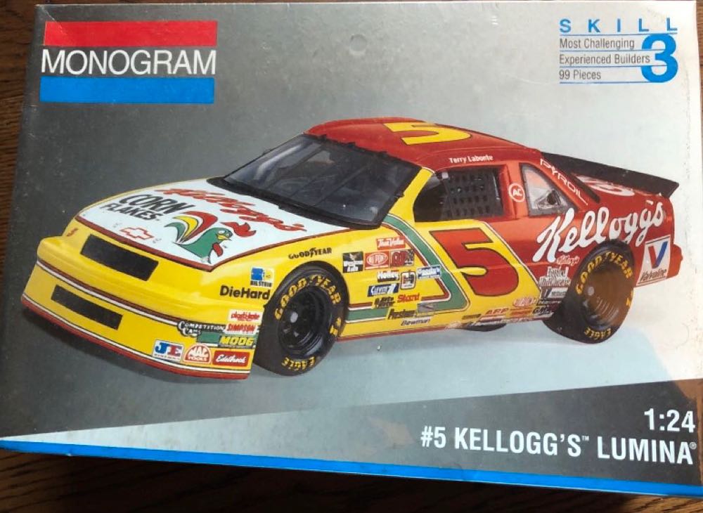 He-man And The Masters Of The Universe Figure And Creature Vehicle Skeletor And Battle Bones Savage Eternia Collectible Villain And Steed Motu Toy