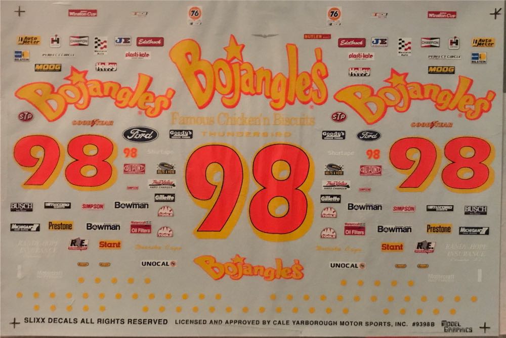 Monogram # #28 Davey Allison Havoline Ford Thunberbird 1 24 Sc Model Kit - Monogram (Race Car) action figure collectible [Barcode 076513024307] - Main Image 2