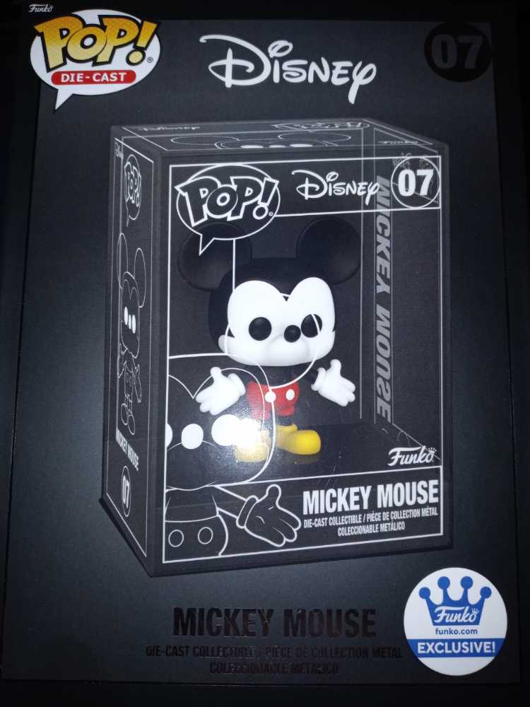 Pokemon Select Underwater Environment Multi-level Display Set With 2-inch Horsea And Popplio Battle Figures