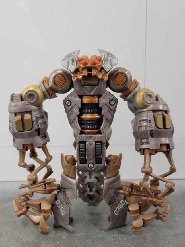 Scorponok 2nd Robot Mode - Hasbro (Movie) action figure collectible - Main Image 2