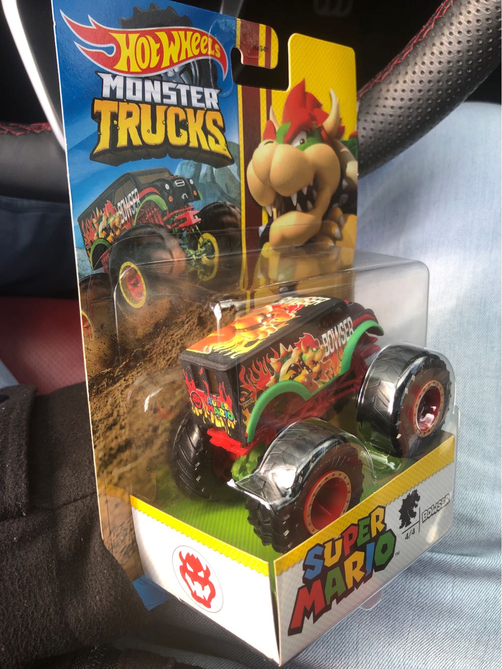 Hot Wheels Monster Trucks: Super Mario: Bowser - Mattel (Hot Wheels) (Super Mario) action figure collectible [Barcode 194735085392] - Main Image 4