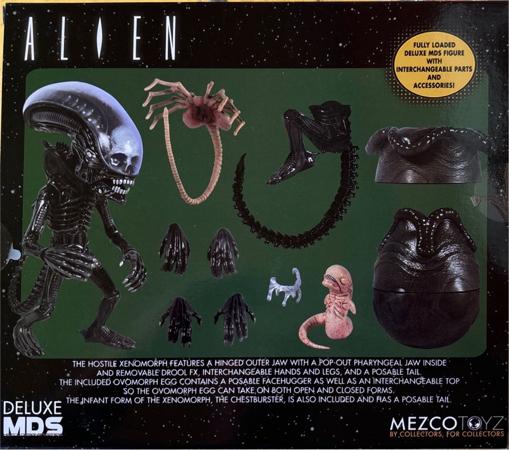 Xenomorph (Deluxe Edition) - Mezco (Alien) action figure collectible [Barcode 696198801729] - Main Image 2